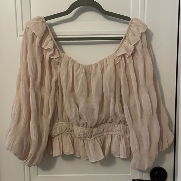 New Do + Be Cream Colored Long Sleeve Ruched Blouse - Picture 5 of 7
